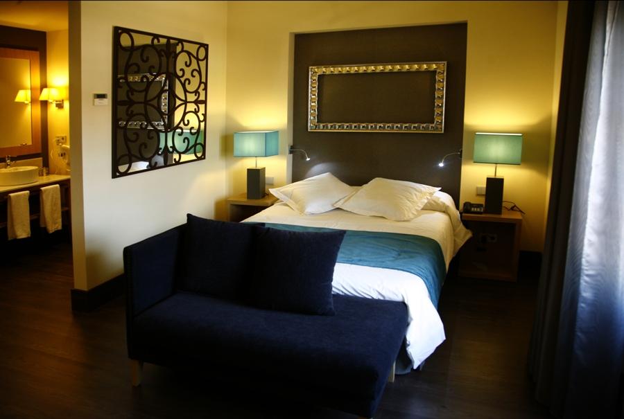 סגורבה Hotel Spa Martin El Humano חדר תמונה