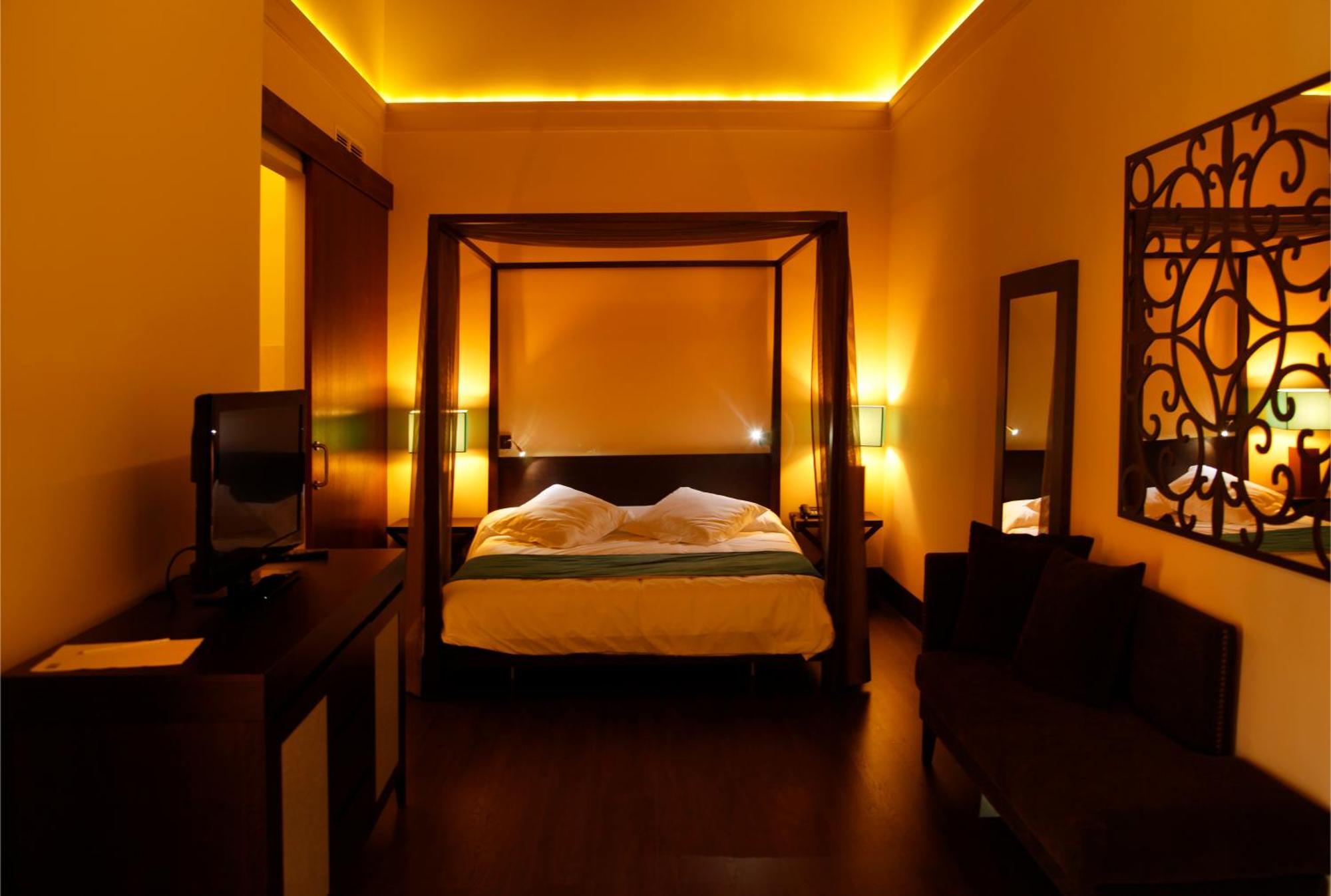 סגורבה Hotel Spa Martin El Humano מראה חיצוני תמונה