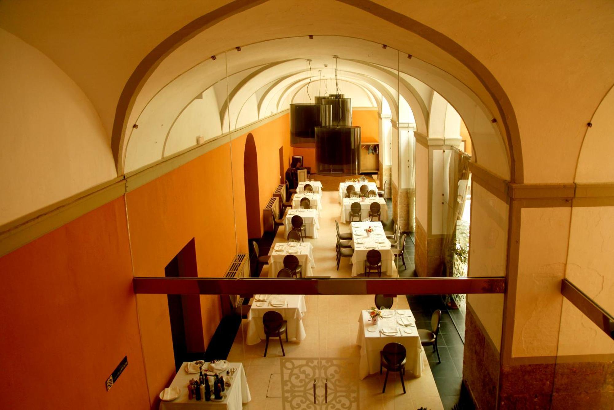 סגורבה Hotel Spa Martin El Humano מראה חיצוני תמונה